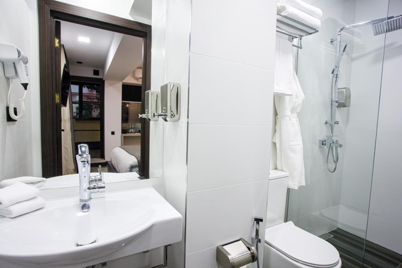 The Phoenix Boutique Hotel Erevan Exterior foto