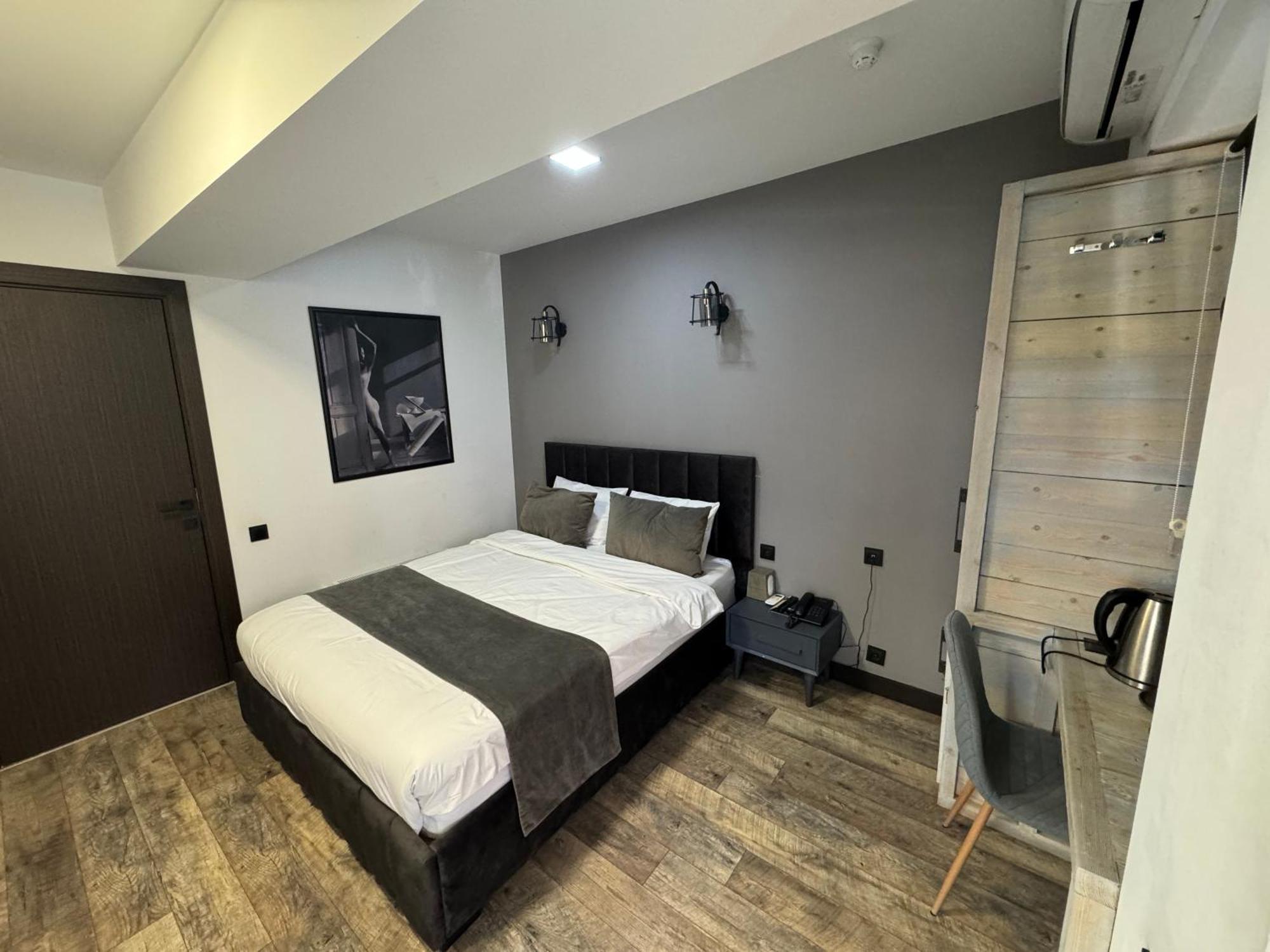 The Phoenix Boutique Hotel Erevan Exterior foto